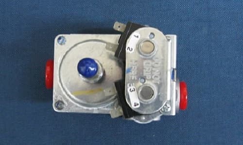 Heat N Glo White Rodgers Valve - NG / LP (476-500)