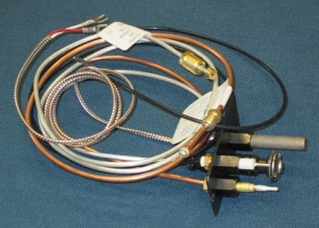 Quadra-Fire Columbia & Hudson Bay Latch Assembly (7003-005)