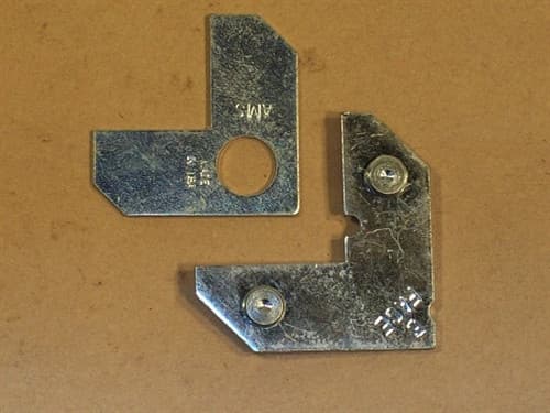 Enviro Tapped Corner Brackets - Set of 2 (EC-053)