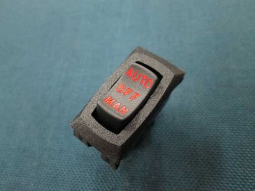Buck Auto-Off-Manual Switch (PE-RC211RB)